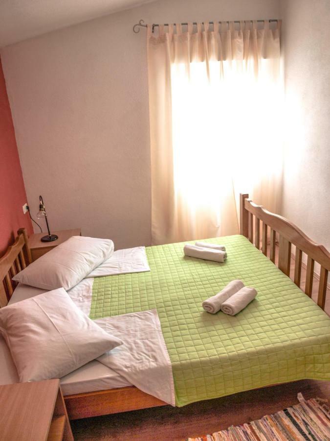 Apartment Pletikosic Kaštela Exterior foto